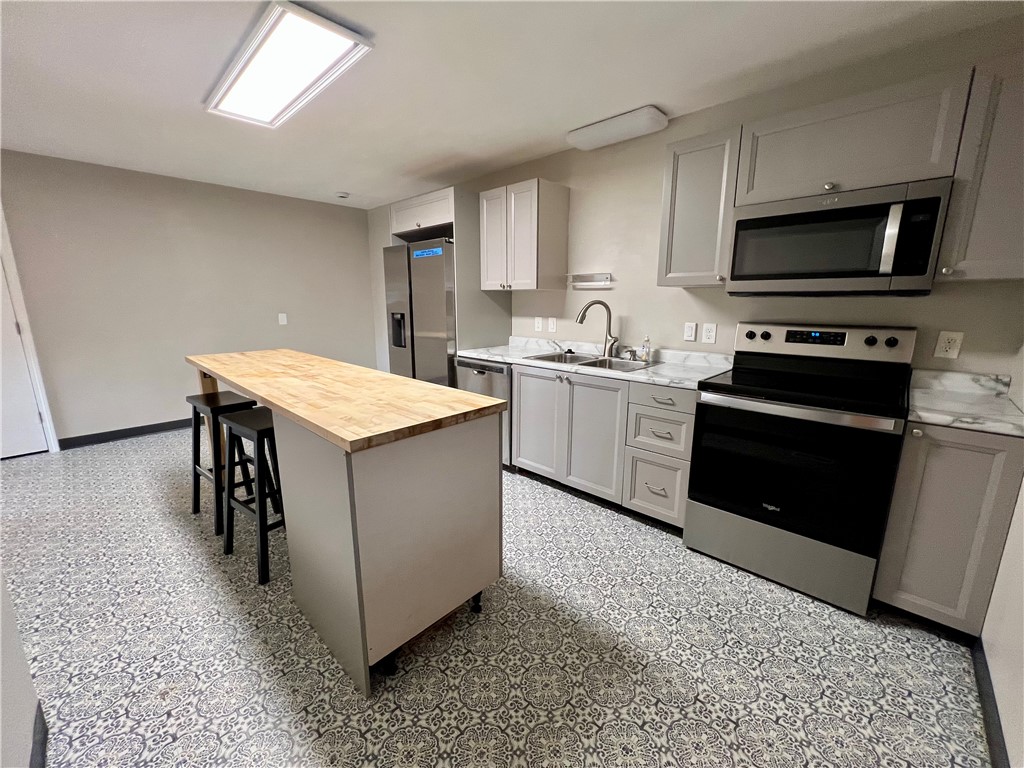 1528 Division Street Property Photo 15