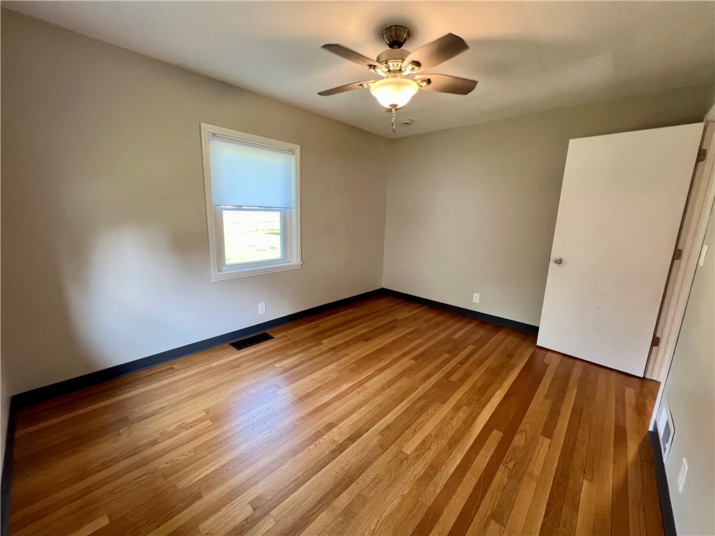 1528 Division Street Property Photo 24