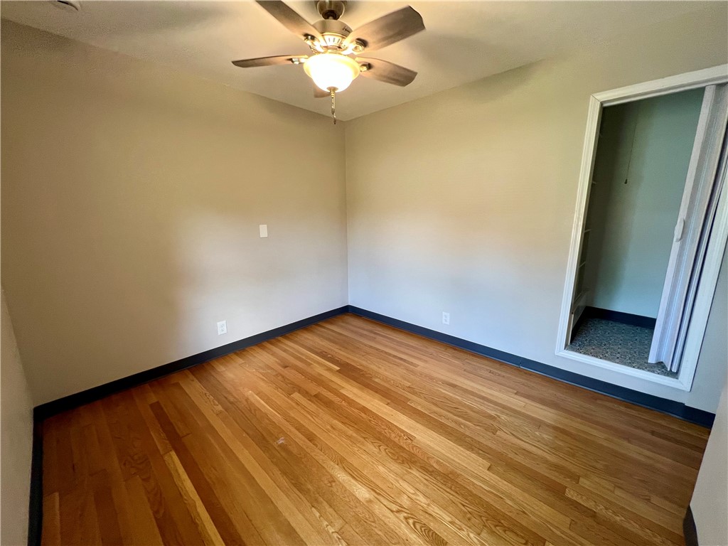 1528 Division Street Property Photo 28