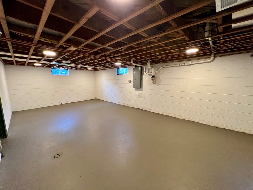1528 Division Street Property Photo 41