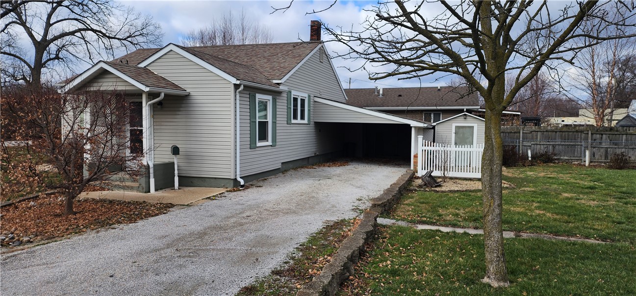 108 Columbia Street Property Photo 6
