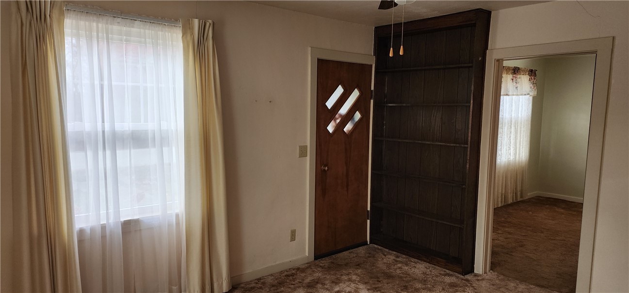 108 Columbia Street Property Photo 10