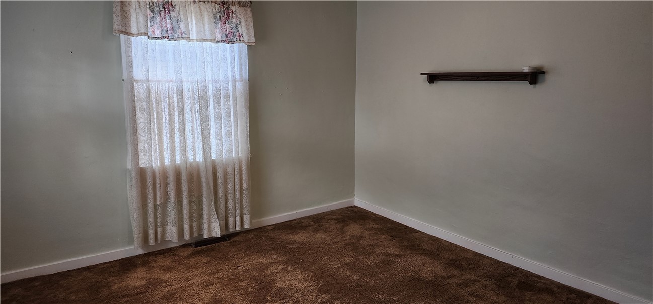 108 Columbia Street Property Photo 11