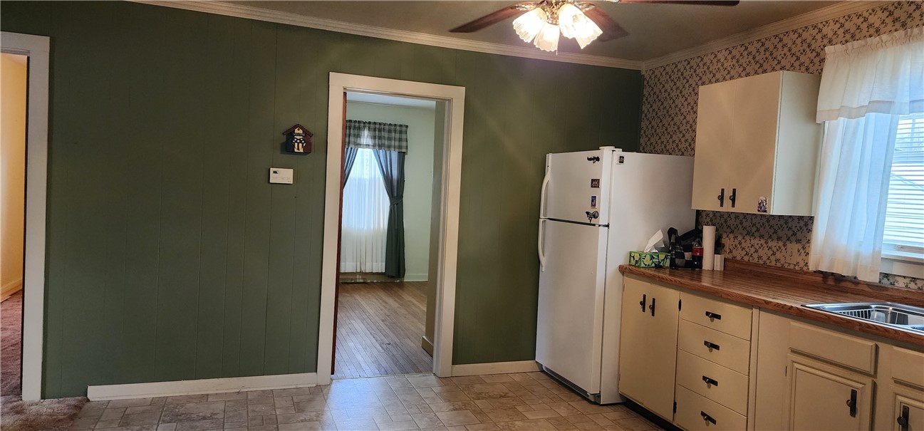 108 Columbia Street Property Photo 18