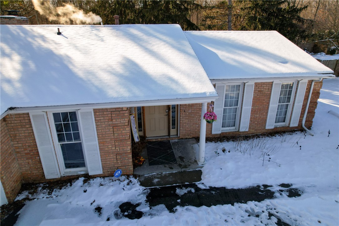 1310 Golf Terrace Property Photo 2