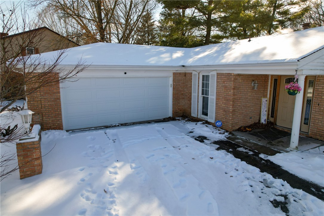 1310 Golf Terrace Property Photo 3
