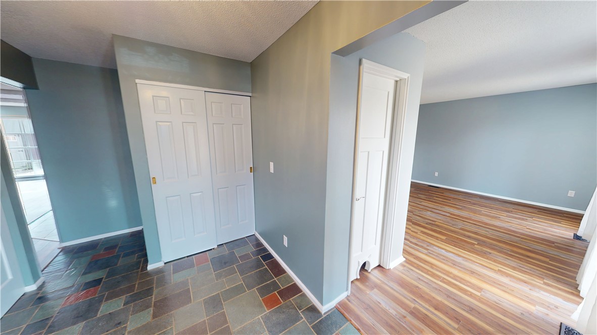 1310 Golf Terrace Property Photo 10