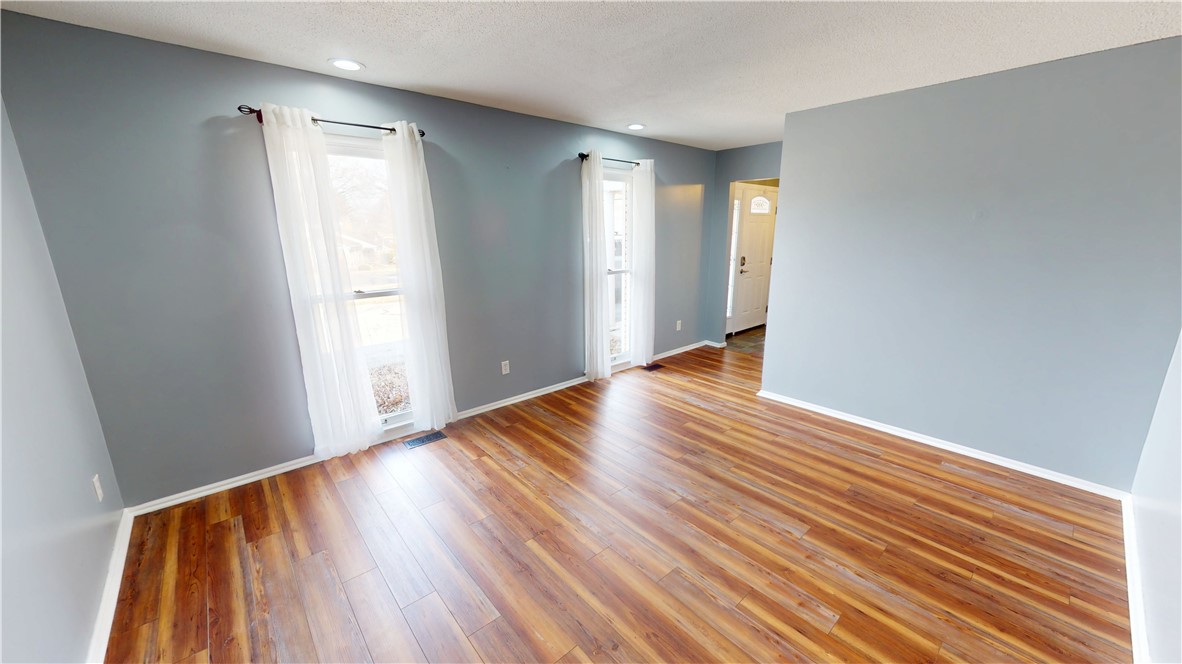 1310 Golf Terrace Property Photo 11