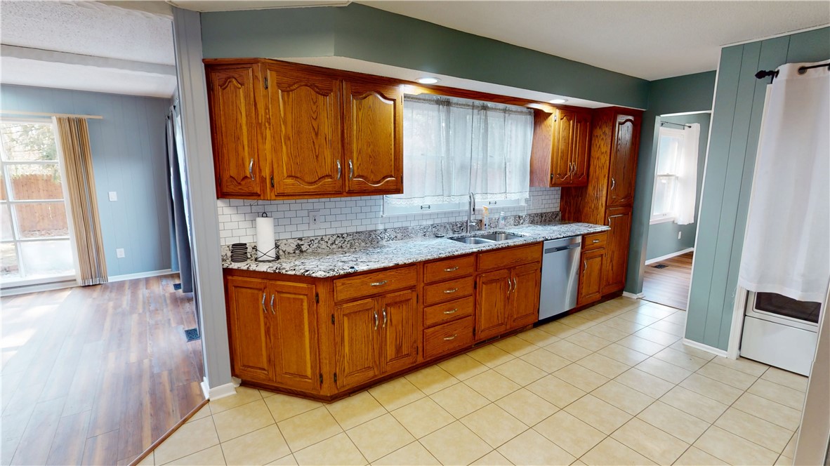 1310 Golf Terrace Property Photo 15