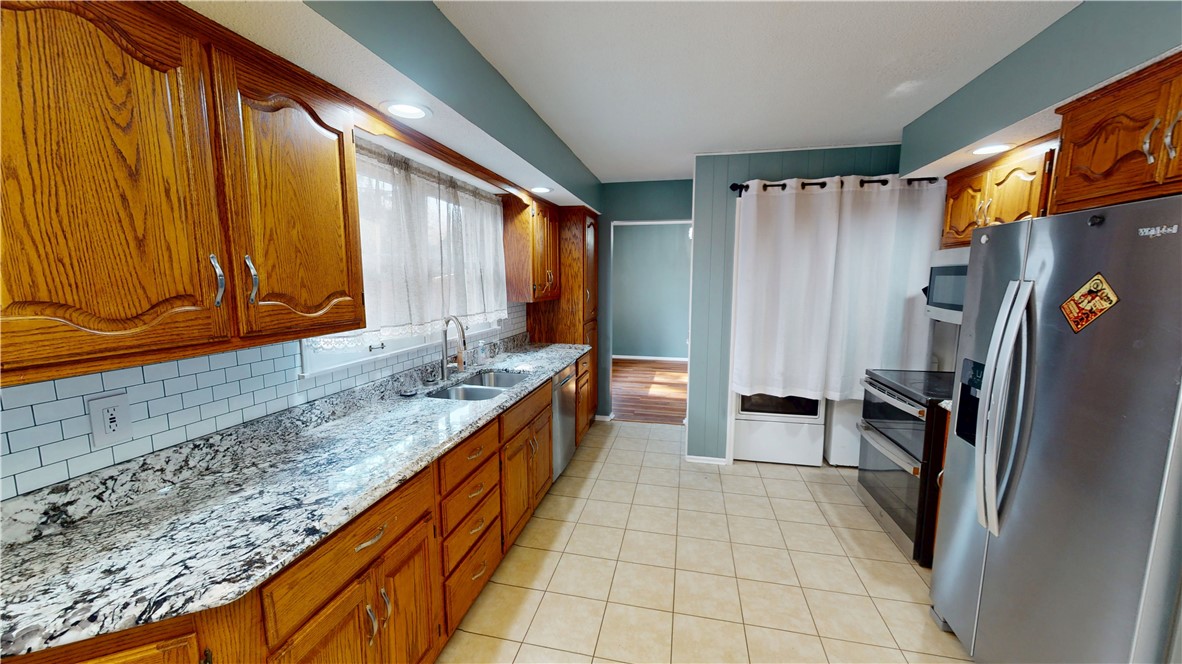 1310 Golf Terrace Property Photo 16