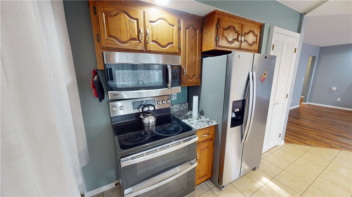 1310 Golf Terrace Property Photo 18