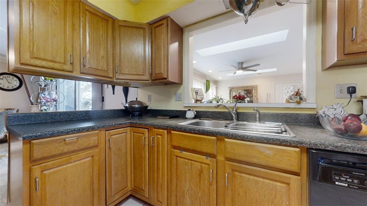 181 Thornhill Drive Property Photo 16