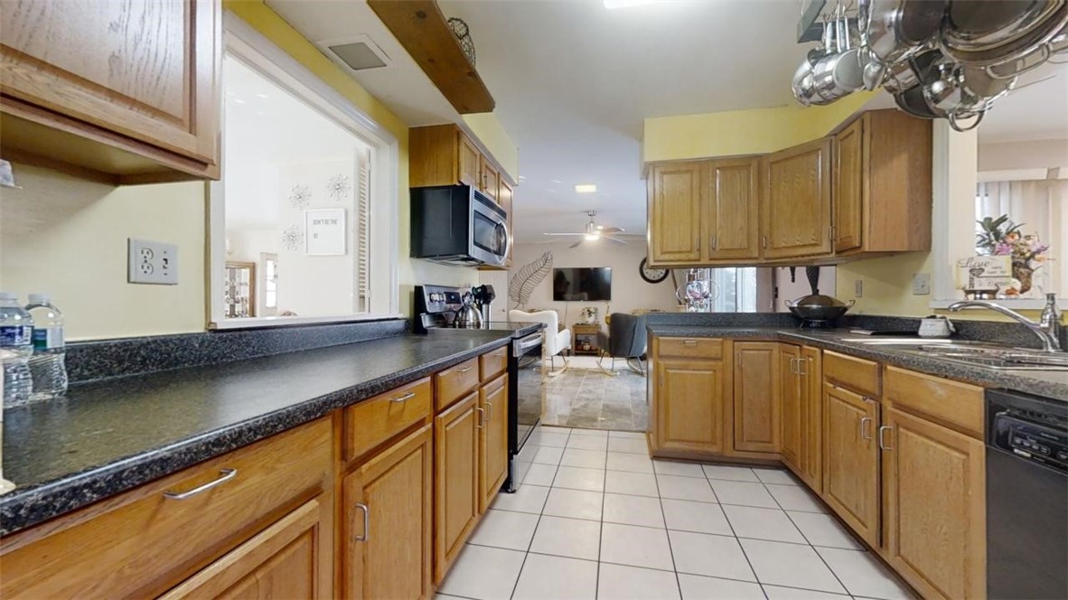 181 Thornhill Drive Property Photo 17