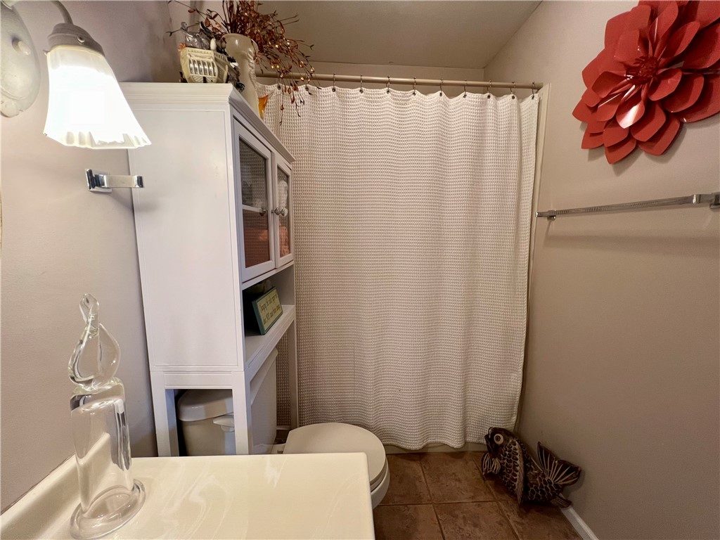 181 Thornhill Drive Property Photo 39