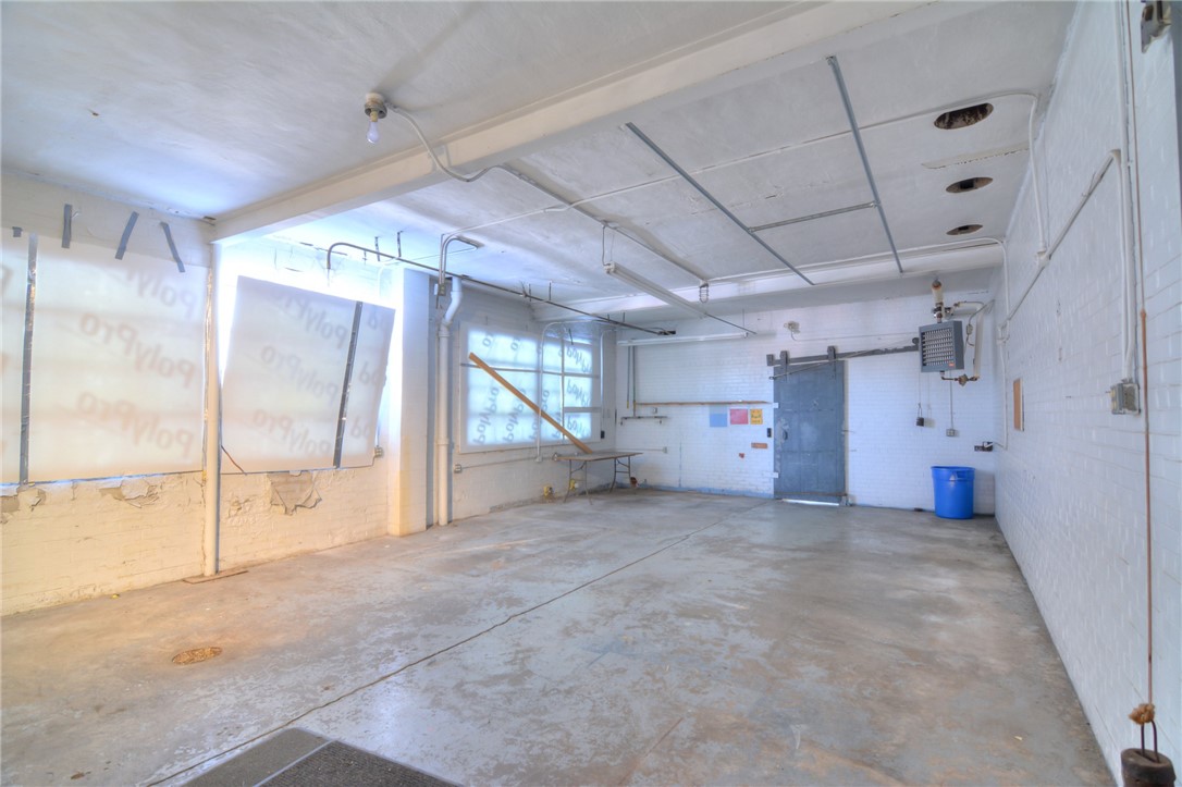 666 Eldorado Street Property Photo 11