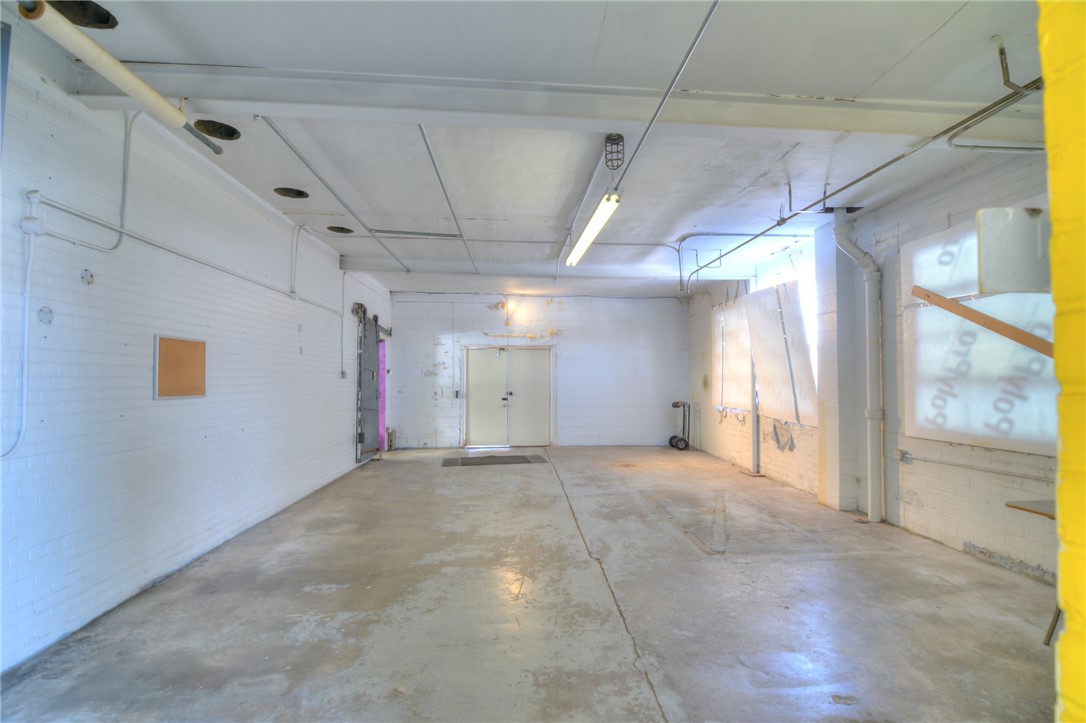 666 Eldorado Street Property Photo 12