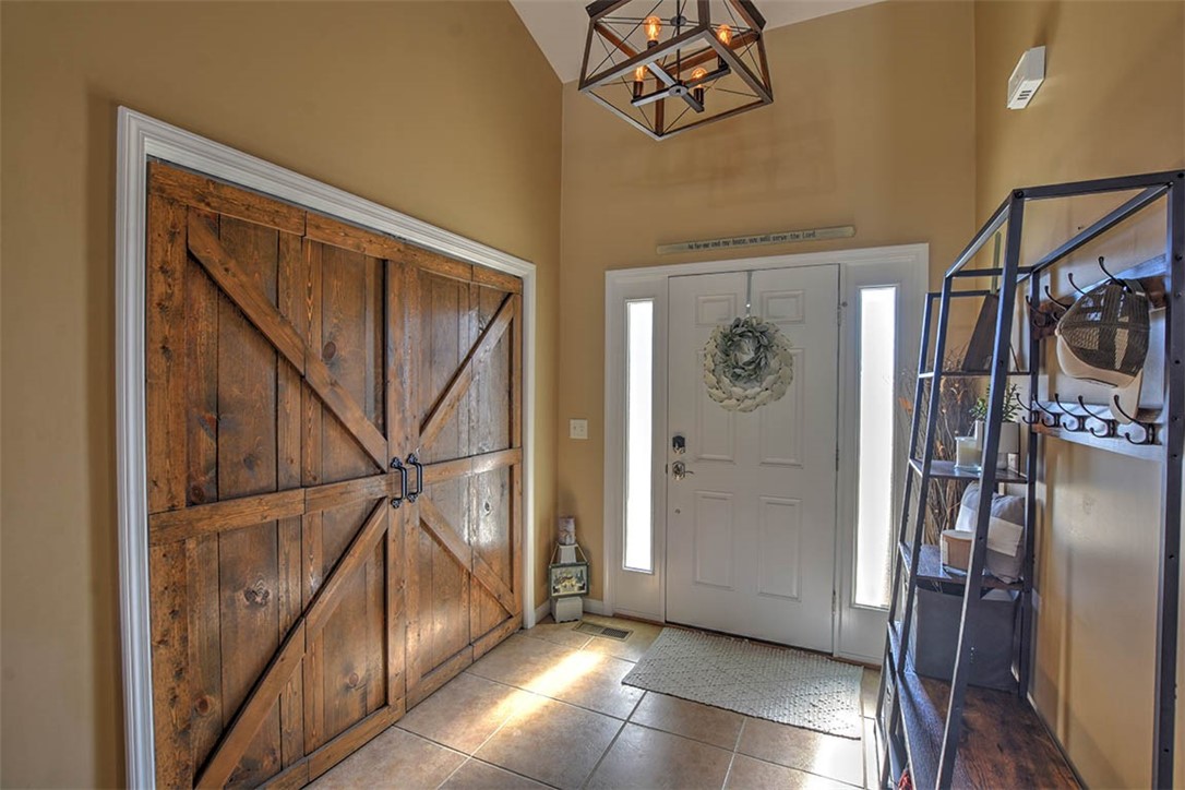 160 Covington Avenue Property Photo 8