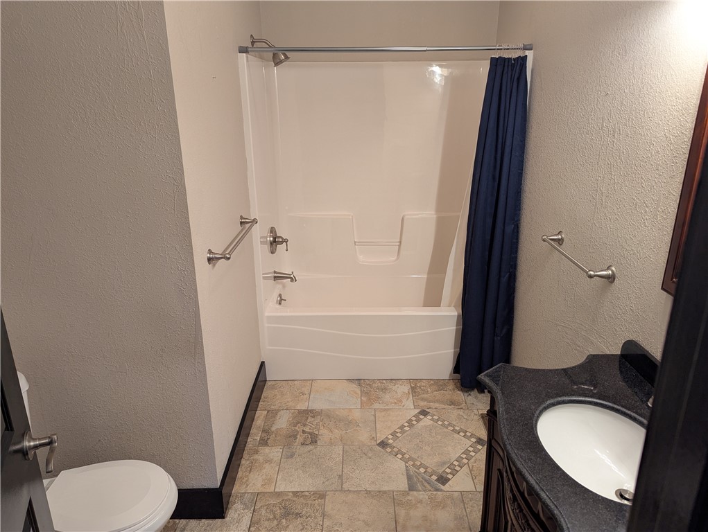 249 Jackson Avenue Property Photo 14