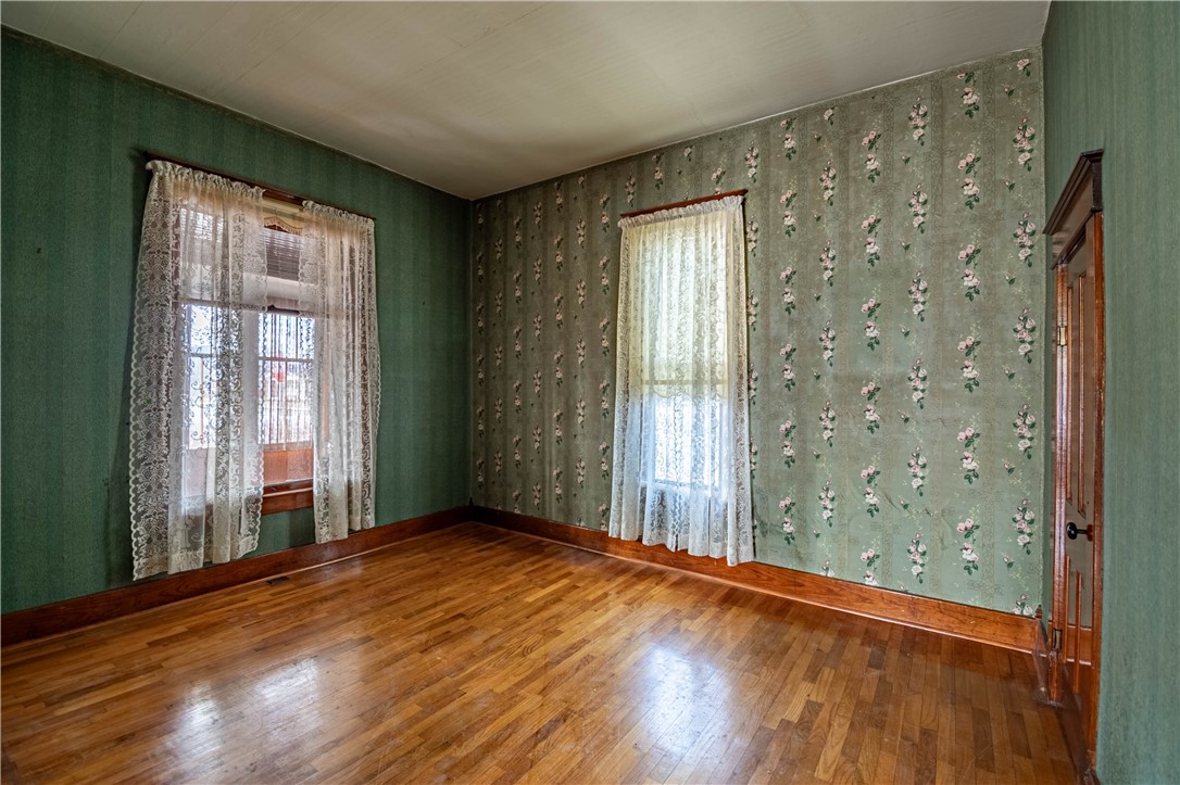 116 W Strain Street Property Photo 6