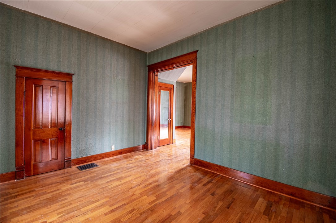 116 W Strain Street Property Photo 7