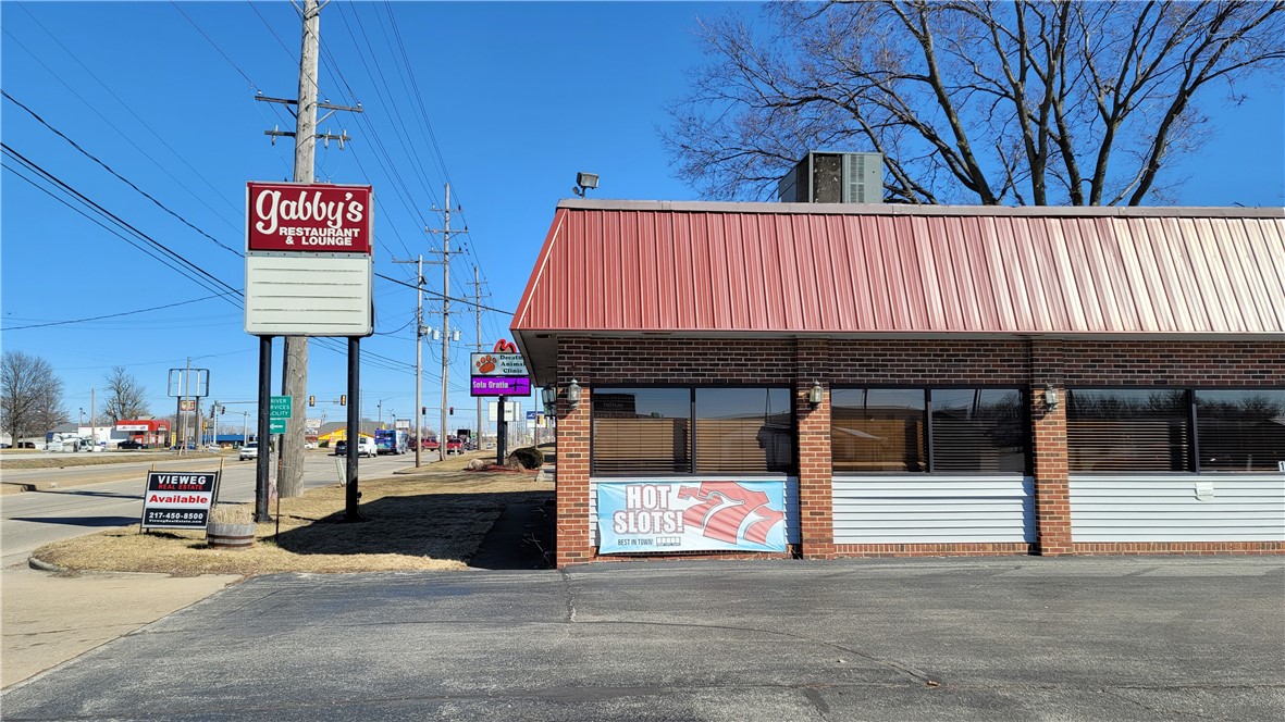 1385 E Pershing Road Property Photo 4
