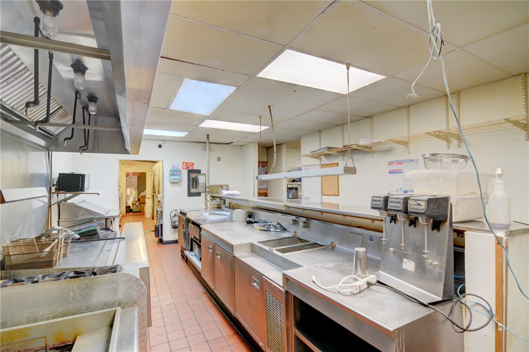 1385 E Pershing Road Property Photo 17