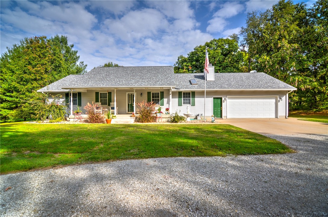 9234 E Cabin Road Property Photo 1