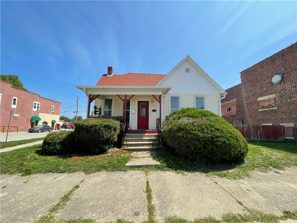 303 6th Street