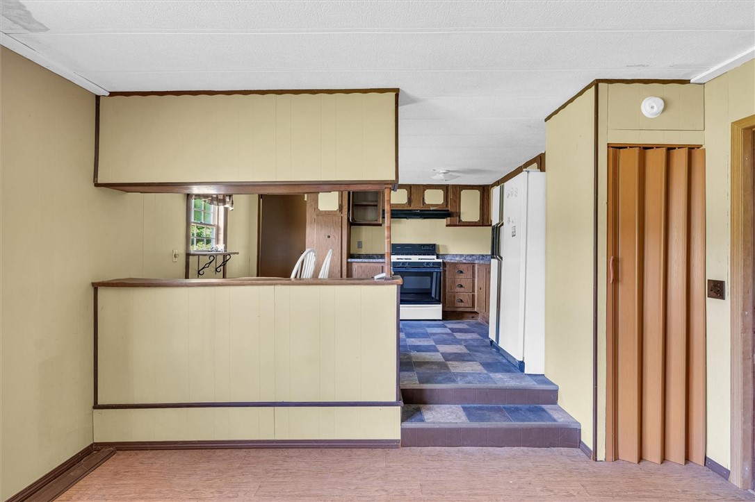 20257 W Union Road Property Photo 8