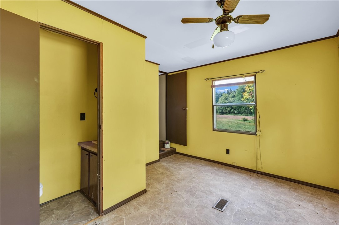 20257 W Union Road Property Photo 13