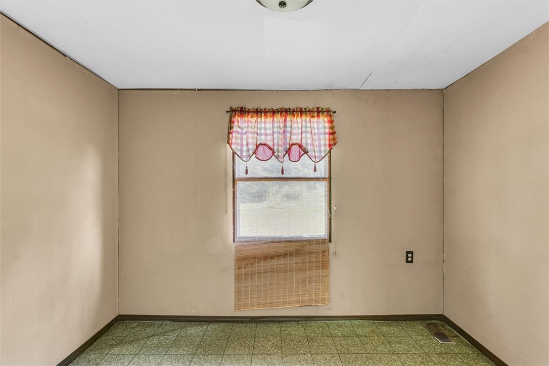 20257 W Union Road Property Photo 16
