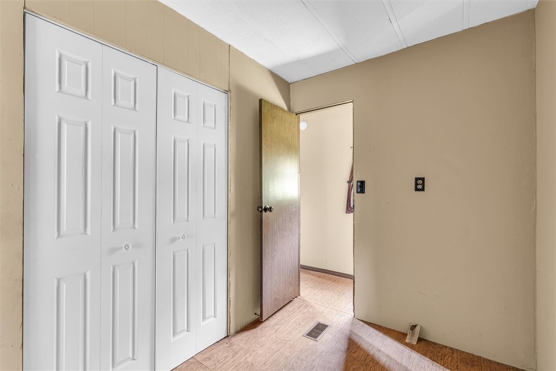 20257 W Union Road Property Photo 28