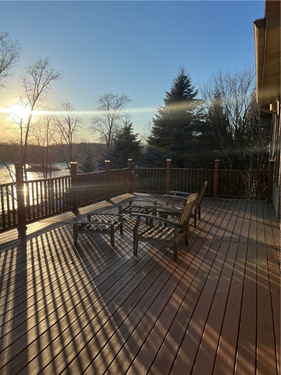 410 Bayside Drive Property Photo 16