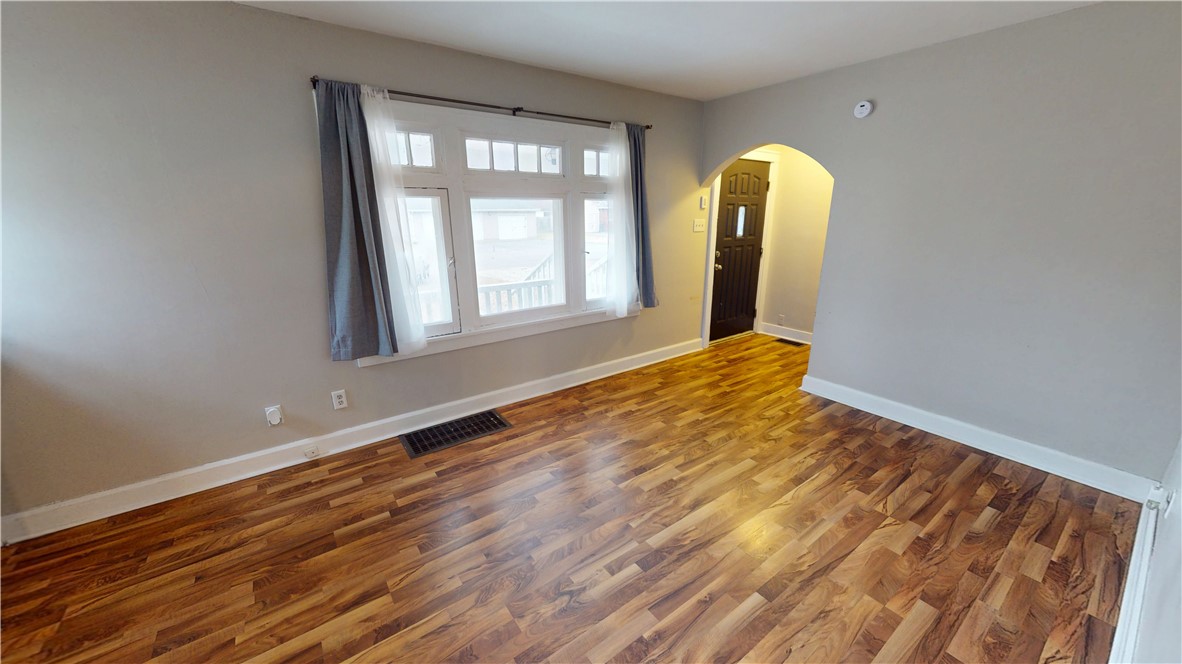 1413 Robinson Street Property Photo 5