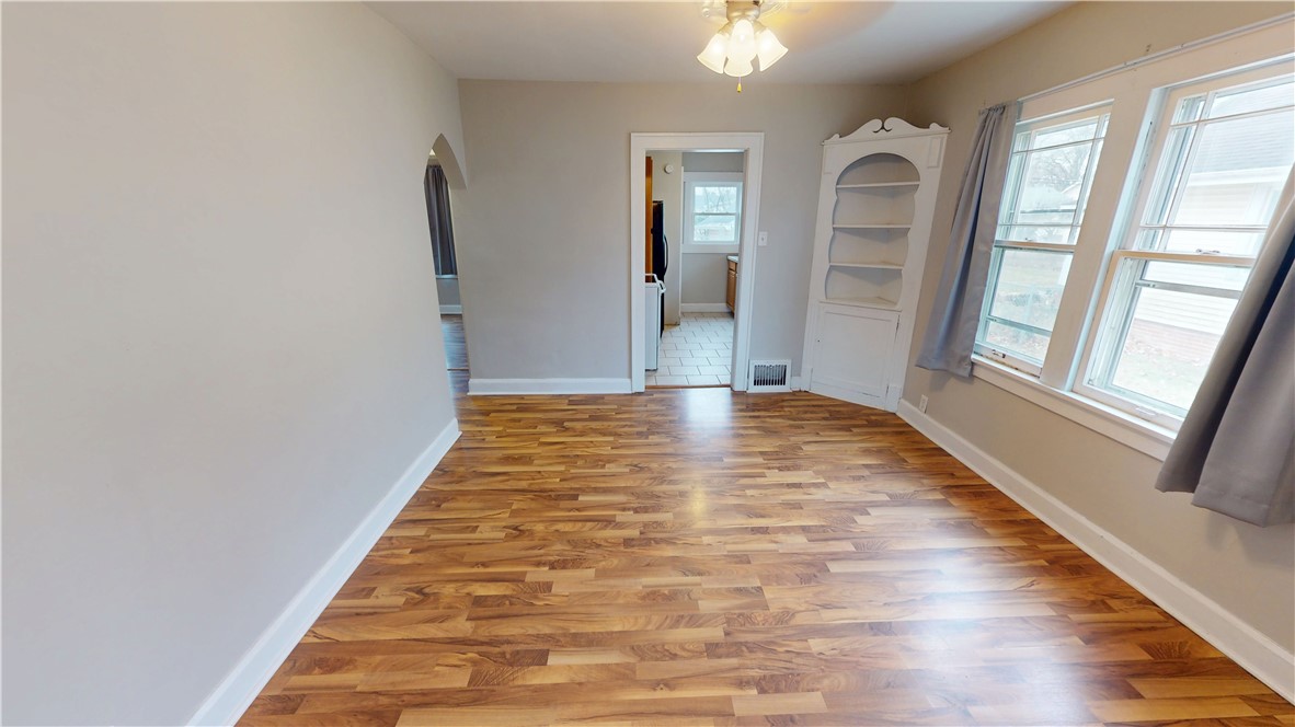 1413 Robinson Street Property Photo 6