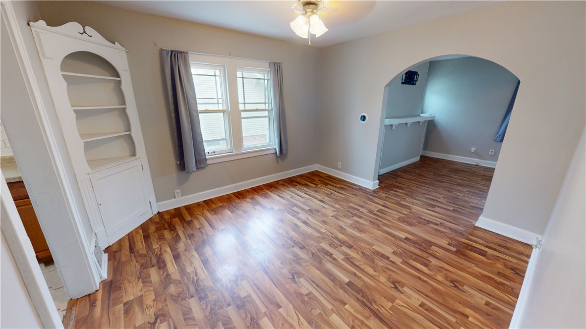 1413 Robinson Street Property Photo 8