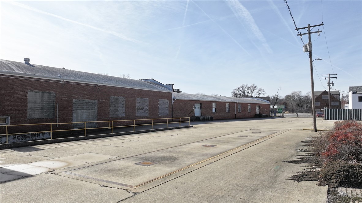 1902 N Water Street Property Photo 7
