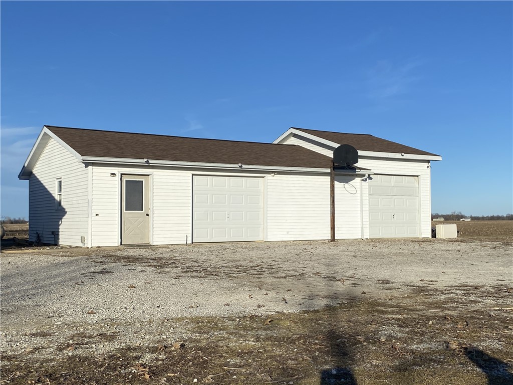 1038 County Road 550n Property Photo 2