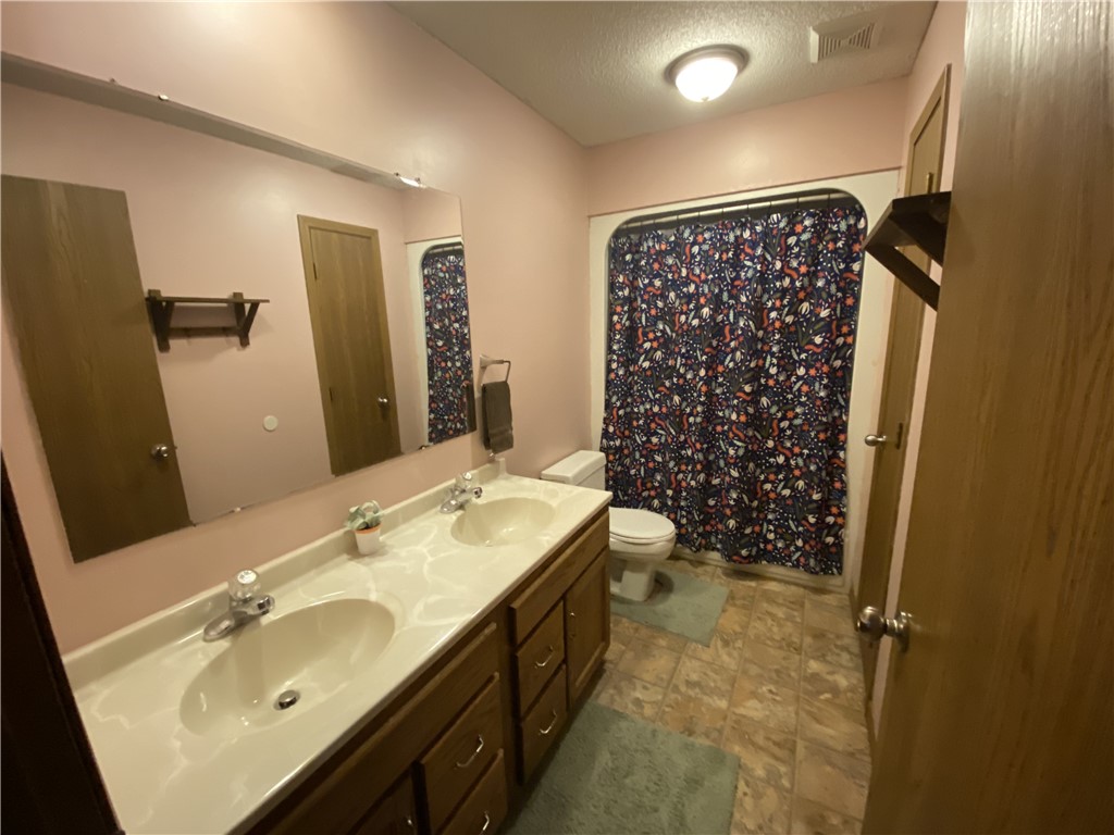 1038 County Road 550n Property Photo 22