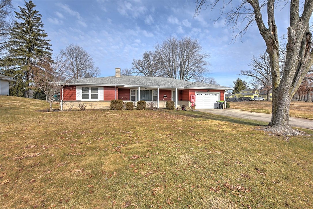 1350 W Rock Springs Road Property Photo 1