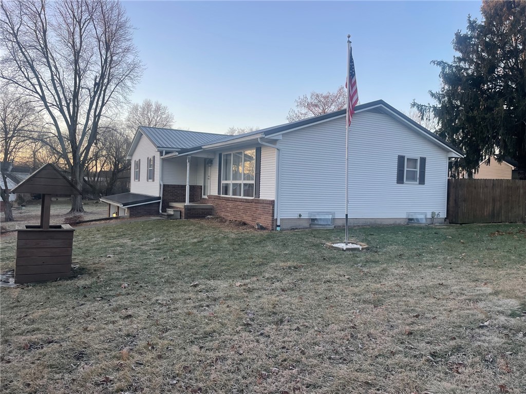 2113 Kelly Lane Property Photo 4