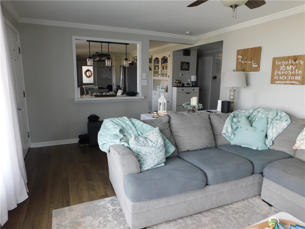 1505 E Country Avenue Property Photo 4