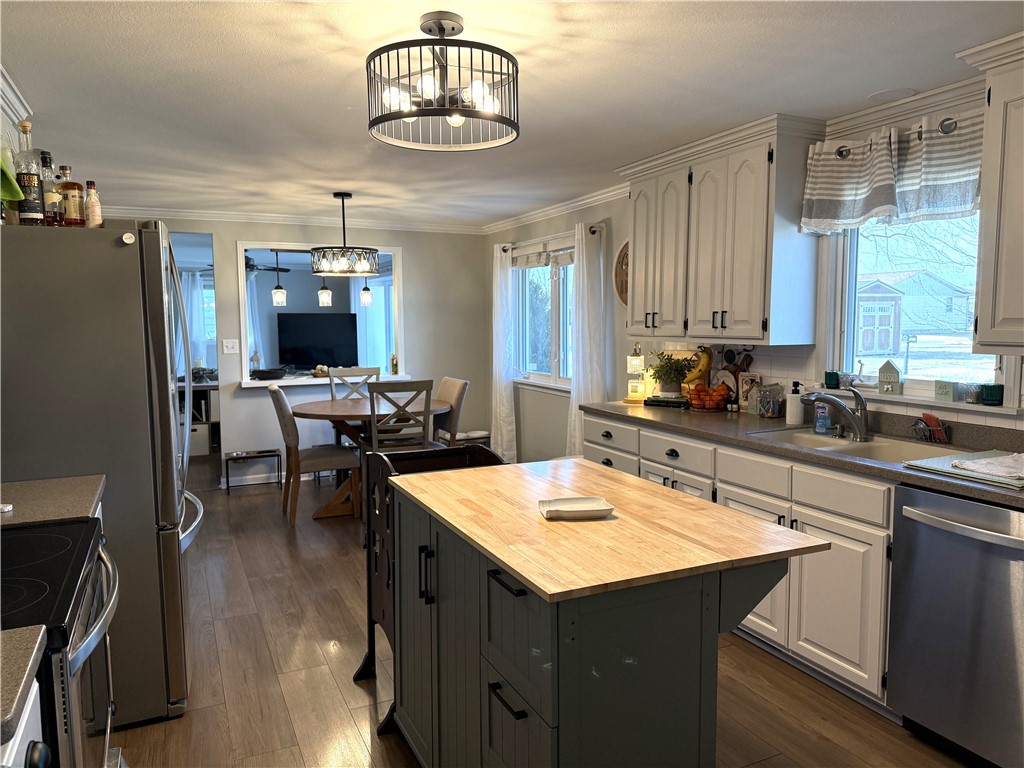 1505 E Country Avenue Property Photo 6