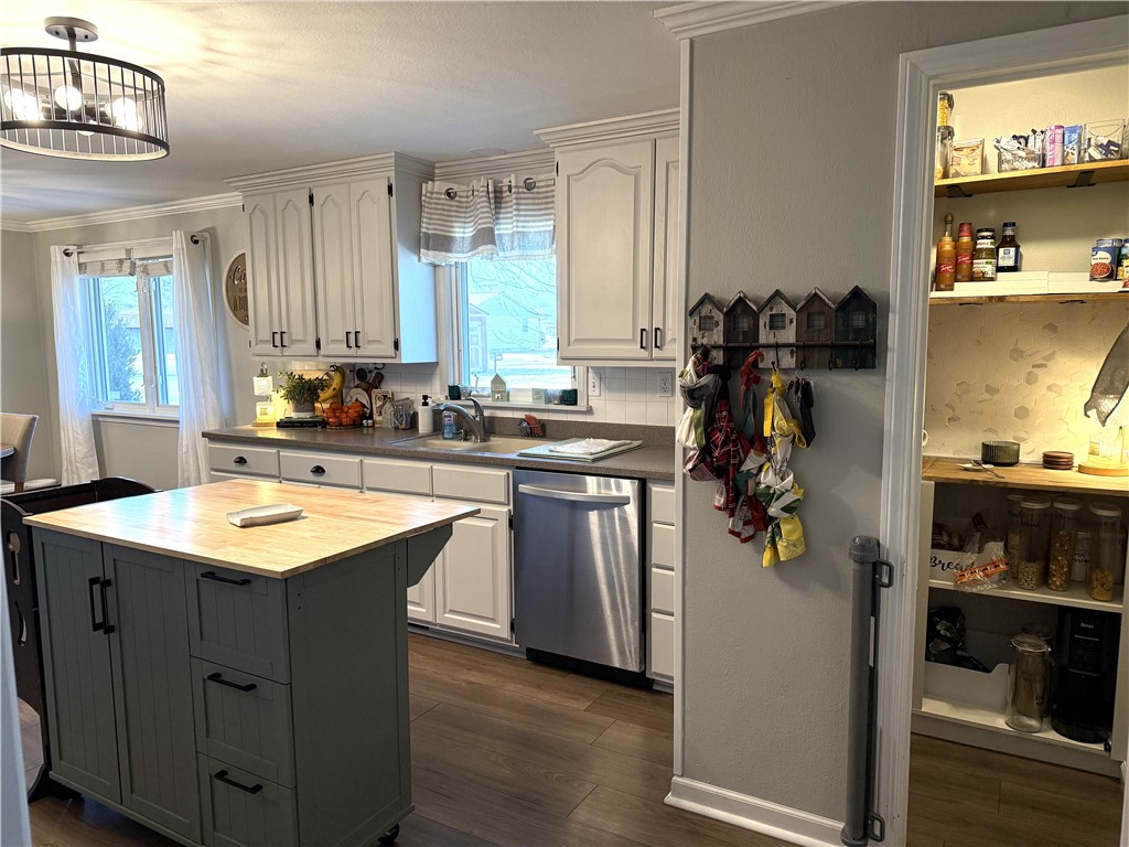 1505 E Country Avenue Property Photo 7