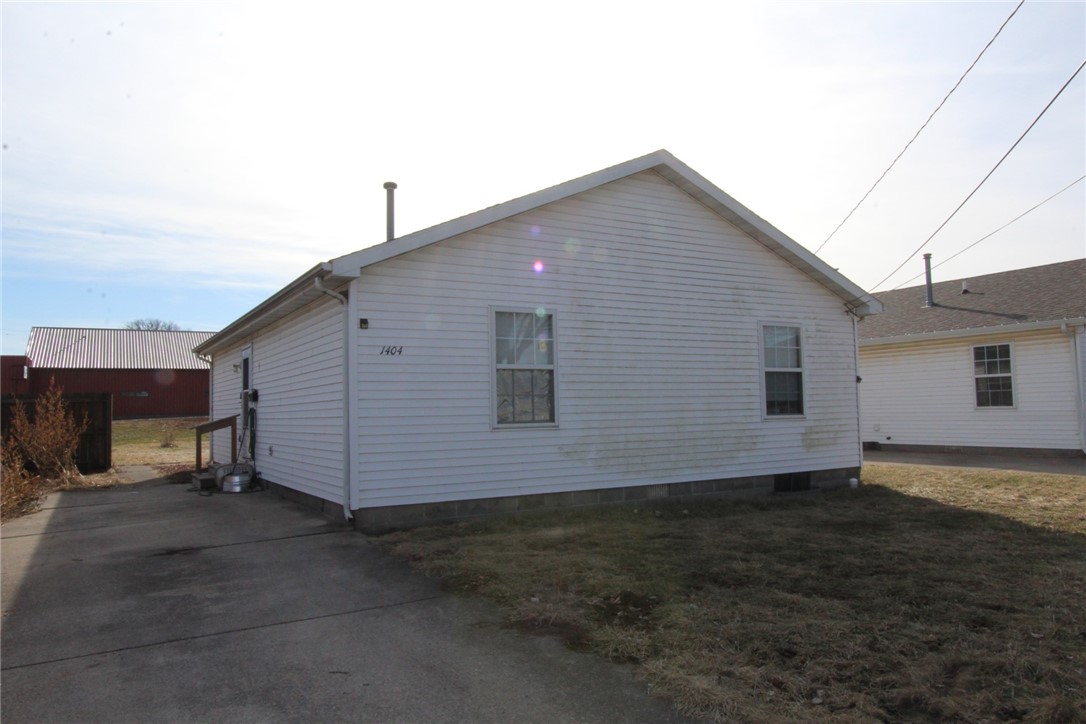 1404 Dewitt Avenue Property Photo 2