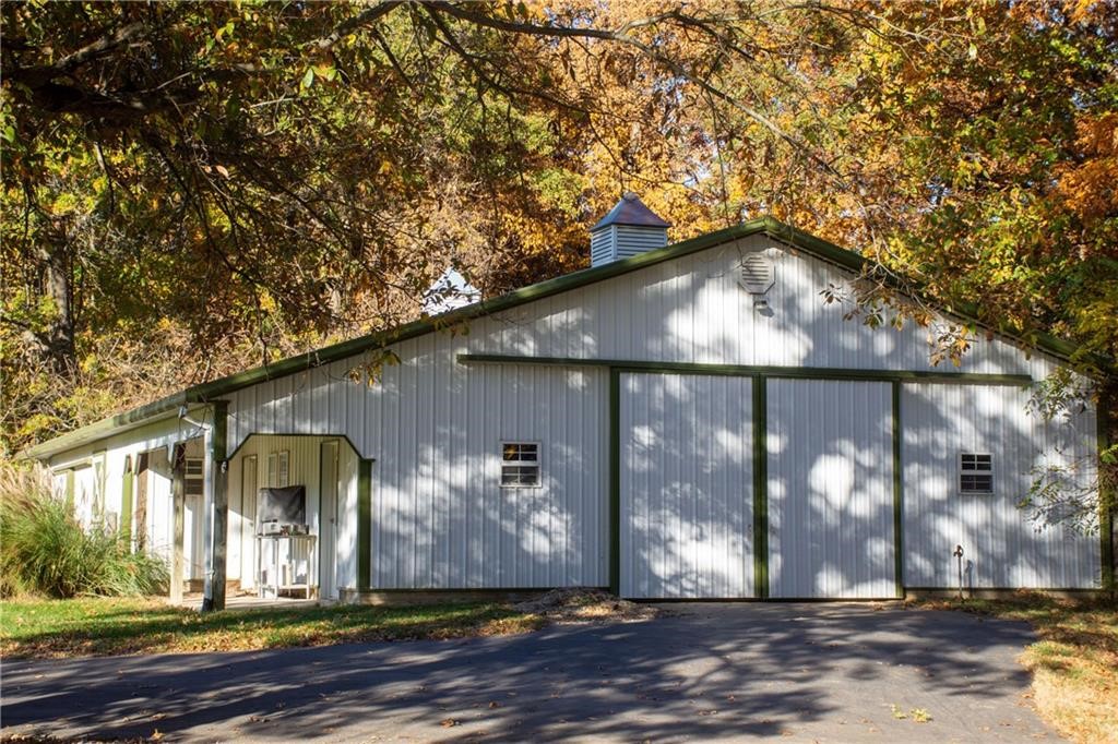 14342 N 1025th Street Property Photo 17