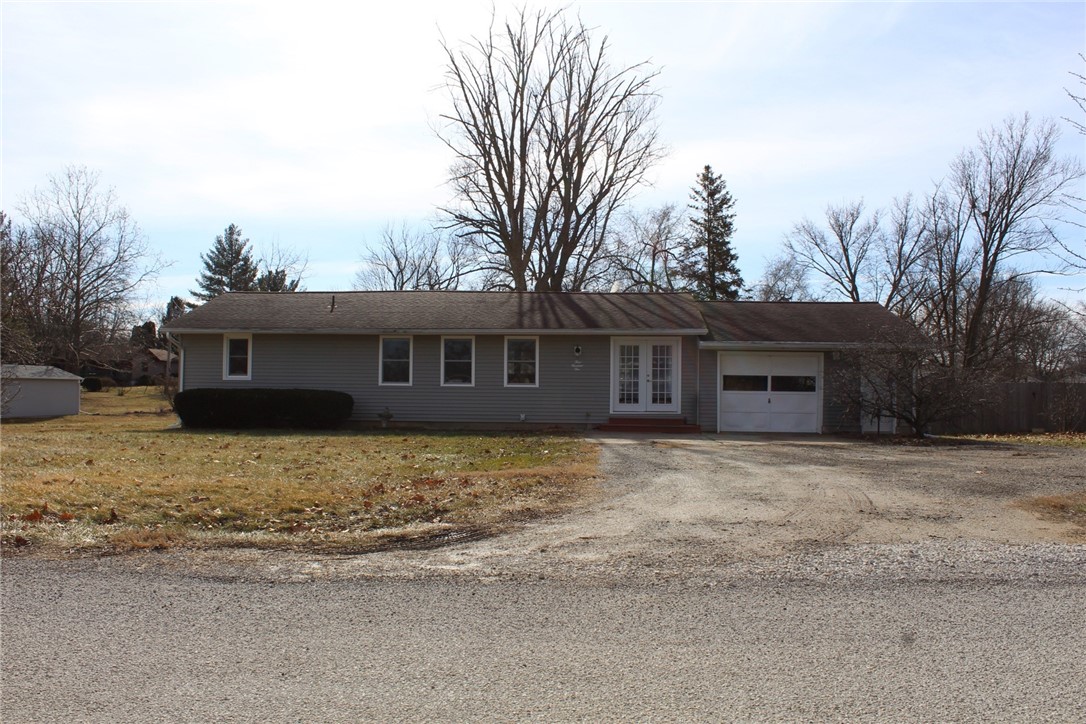 305 North Drive Property Photo