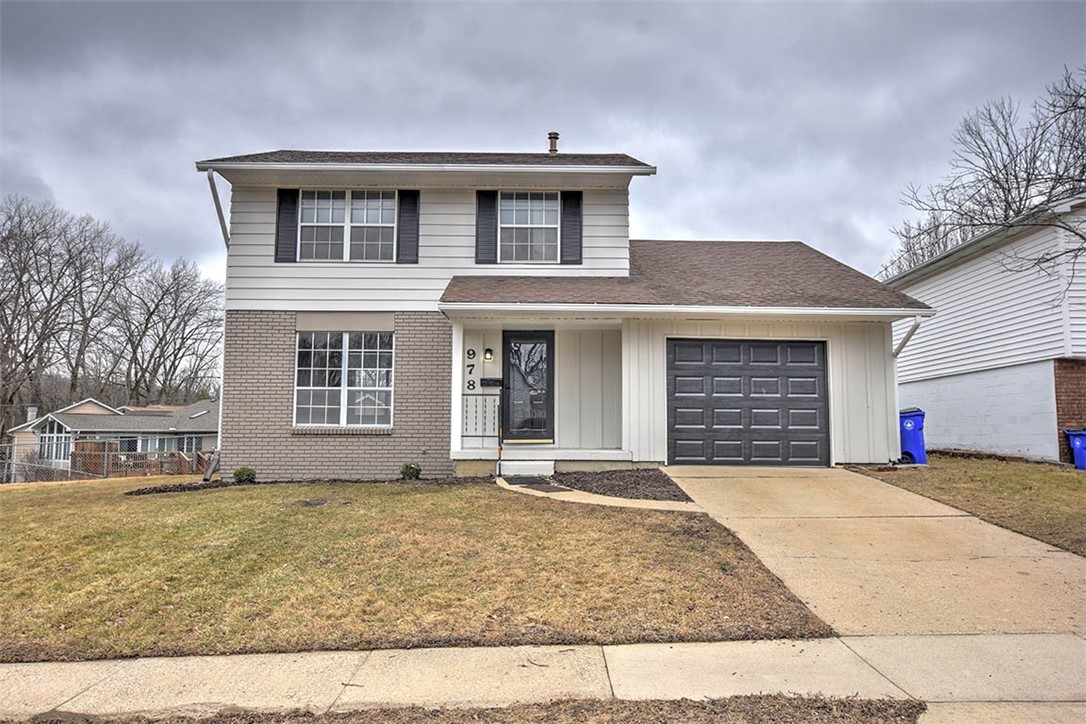 978 Montgomery Court Property Photo 1