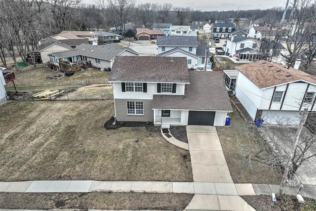 978 Montgomery Court Property Photo 3
