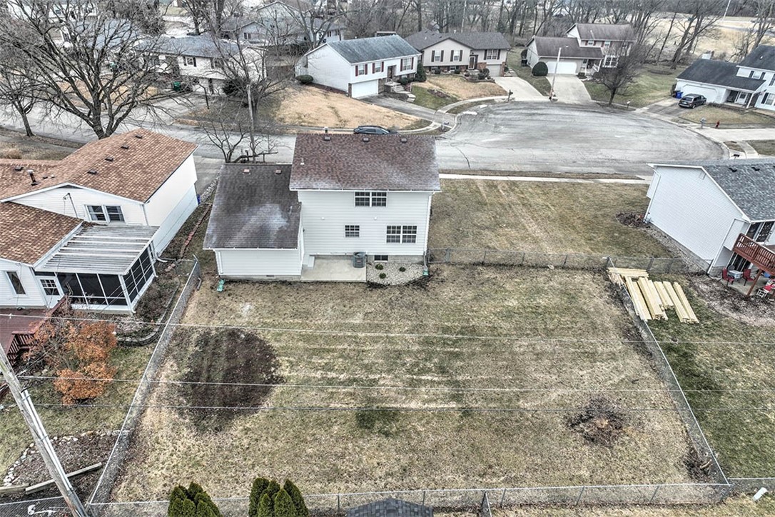 978 Montgomery Court Property Photo 4